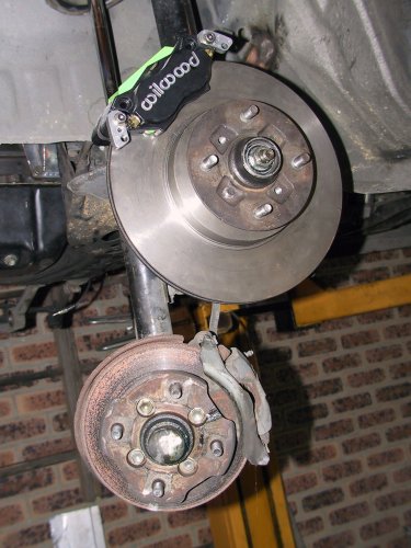 http://www.billzilla.org/starletbigbrake.jpg